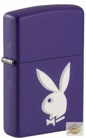 Zippo Playboy Feuerzeug in Lila Matt und Weiß