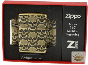Zippo Totenkopf Armor Case, 8-seitig graviert in Antique Brass