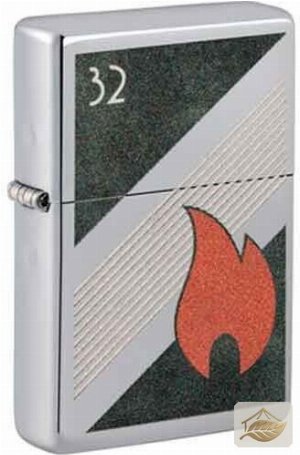 Zippo Vintage 32 Flame, Flammen-Motiv auf poliertem Chrom