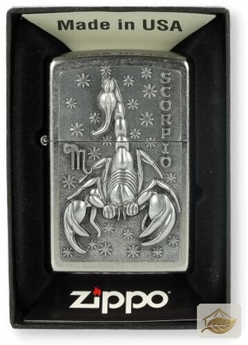 Zippo Benzinfeuerzeug Street Chrome, Skorpion-Plakette (Scorpio)