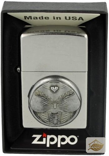 Zippo Street Chrome Feuerzeug mit Dekolleté-Plakette