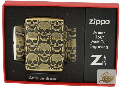 Zippo Totenkopf Armor Case, 8-seitig graviert in Antique Brass