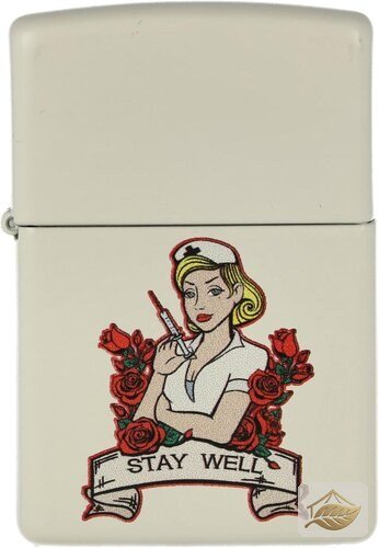 Zippo Tattoo Nurse Feuerzeug, Weiß Matt mit Retro-Print